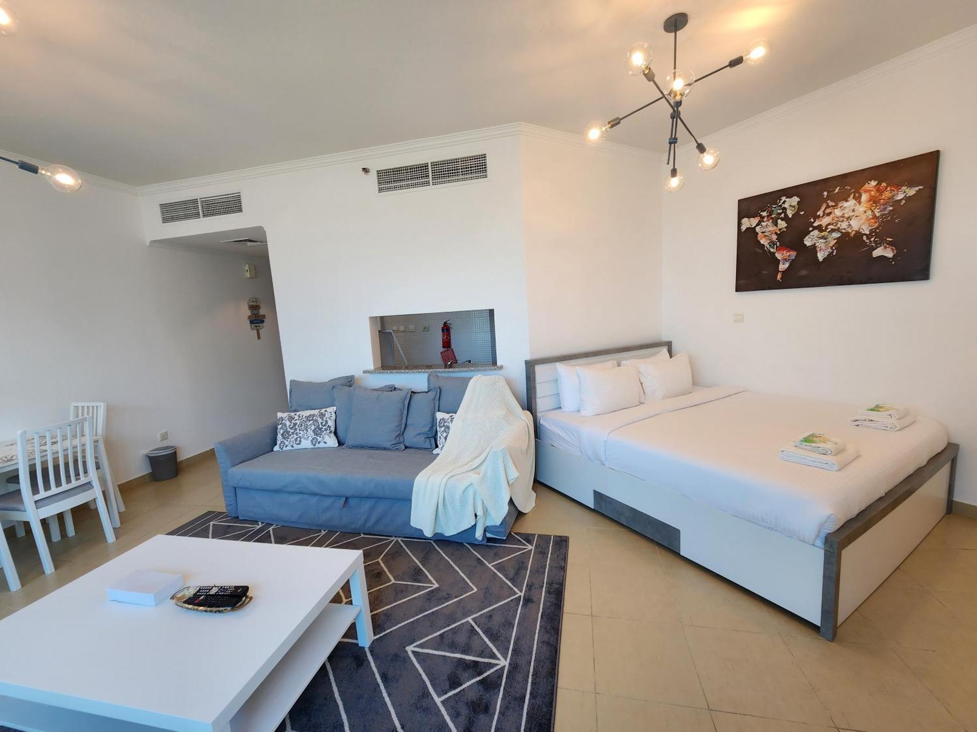 Appartamento Bright&Valuable, close to Metro Station Dubai Esterno foto